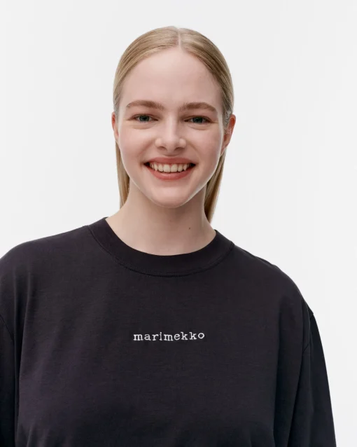 Biitti Logo Placement