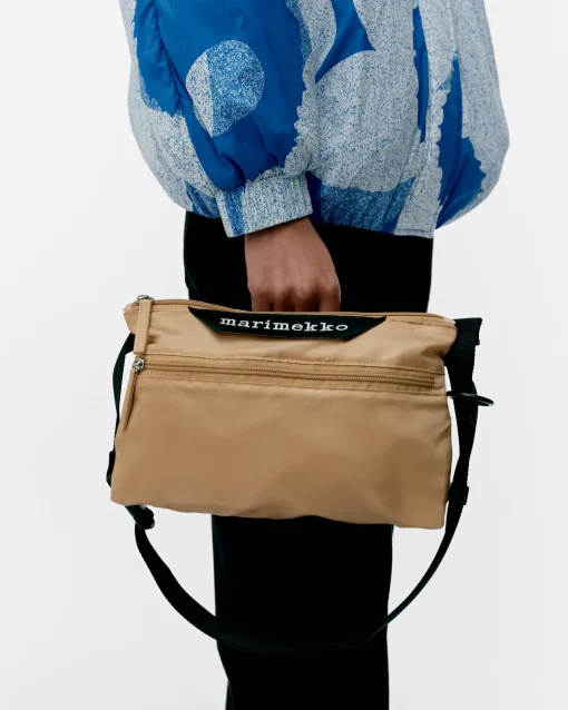 Neat Crossbody Solid S