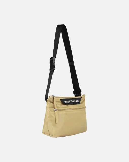 Neat Crossbody Solid S